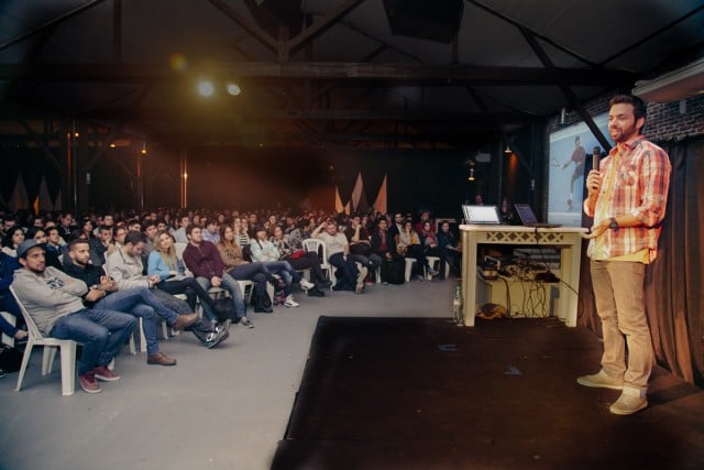 charla nueva zelanda australia